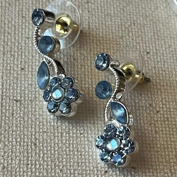 Avon Blue Floral Crystal Necklace & Earring Set – Silver-Tone - Picture 2 of 8